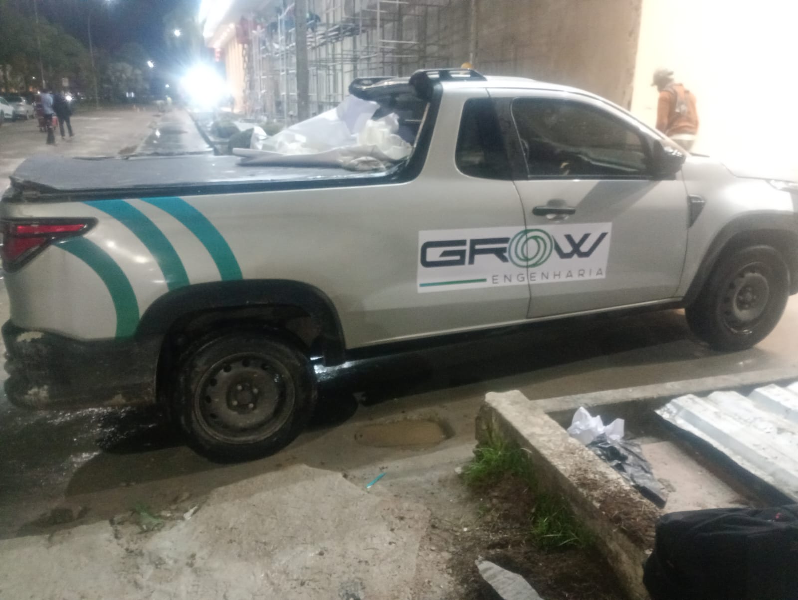 Adesivação Profissional de Veículo para Grow Engenharia